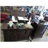 Image 1 : NEW -7 pc King Size Bedroom Suite