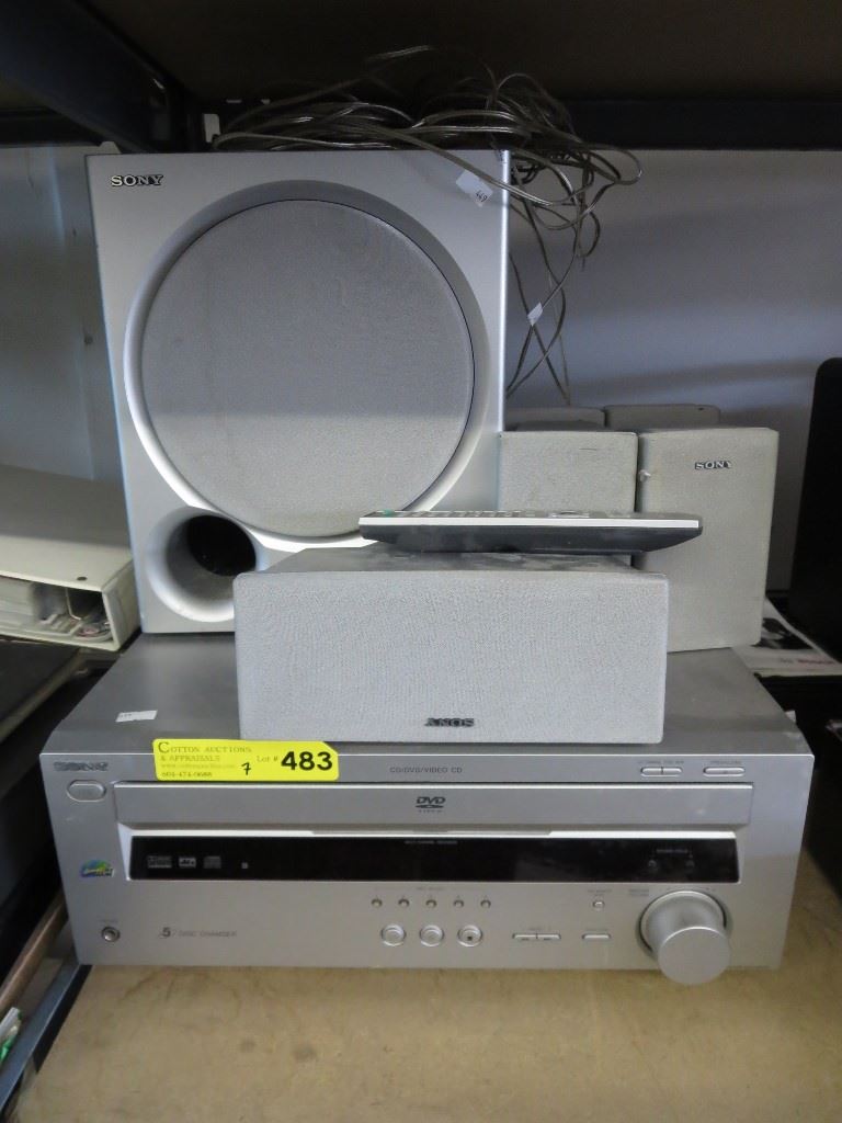 Sony CD/DVD player with surround sound