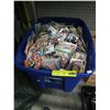 Image 1 : 8000 Sports trading cards