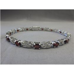 New 6+ CT Oval cut Garnet & Diamond bracelet