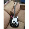 Image 1 : Fender "Squier" electric guitar - used