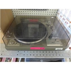 AKAI direct drive turntable