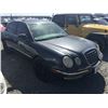 Image 3 : 05 Kia Amanti 4dr Sedan - T - DRIVE