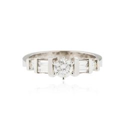 14KT White Gold 0.82 ctw Diamond Ring