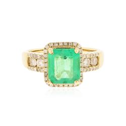 14KT Yellow Gold 1.95 ctw Emerald and Diamond Ring