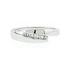 Image 1 : 10KT White Gold 0.10 ctw Diamond Ring