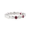 Image 2 : 18KT White Gold 0.34 ctw Ruby and Diamond Ring
