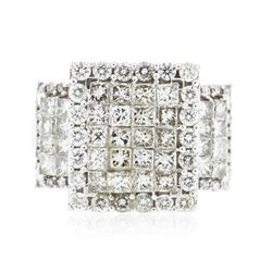 14KT White Gold 3.18 ctw Diamond Ring