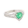 Image 2 : 14KT White Gold 0.89 ctw Emerald and Diamond Ring