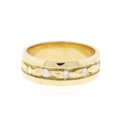 14KT Yellow Gold 0.23 ctw Diamond Ring