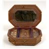 Image 1 : An Early 19th Century Straw Work Box, with beadwork pincushion and inner compartments £ 40 - 60...