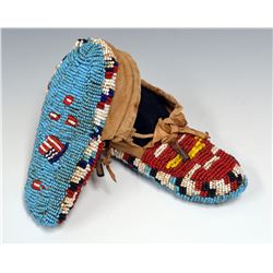Fully Beaded Pictorial Baby Moccasins