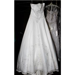 MOONLIGHT LH9607 WEDDING DRESS SIZE: 8
