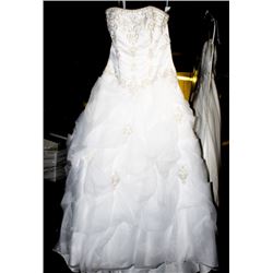 BILL VKOFF WEDDING DRESS SIZE:10