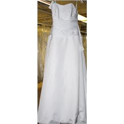 WHITE WEDDING DRESS SIZE: 14