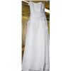 Image 1 : WHITE WEDDING DRESS SIZE: 14