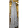 Image 2 : WHITE WEDDING DRESS SIZE: 16