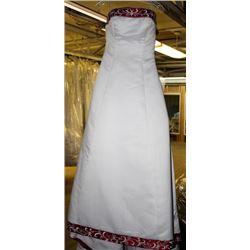 WHITE & RED WEDDING DRESS SIZE: 12