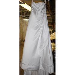 WHITE WEDDING DRESS SIZE: 14