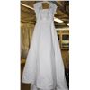 Image 1 : WHITE WEDDING DRESS SIZE: 10