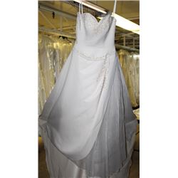 RUMPINK/SILVER WEDDING DRESS SIZE: 8