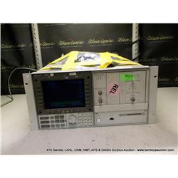 HP 70004A DISPLAY W/ HP 70902A IF SECTION RES BW 10HZ-300KHZ & HP 70900B LOCAL OSCILLATOR (print seq