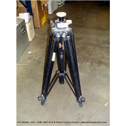 BOGAN 3246 PROFESSIONAL TRIPOD (print sequence:) 64871