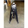 Image 1 : BOGAN 3246 PROFESSIONAL TRIPOD (print sequence:) 64871