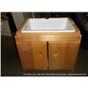 Image 1 : PORTABLE SINK (print sequence:) 3510