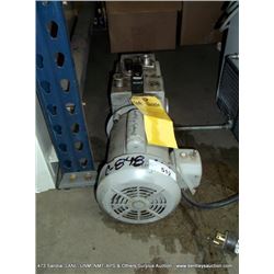 TRIVAC D4A VACUUM PUMP