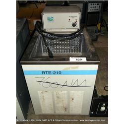 NESLAB RTE 210 CHILLER