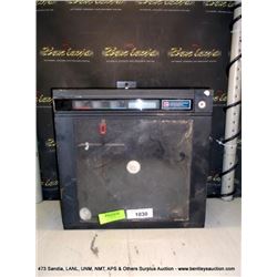 LEEDS & NORTHRUP CHART RECORDER (print sequence:) 65197