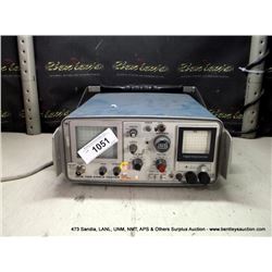 TEKTRONIX 1502 TDR CABLE TESTER (print sequence:) 65559