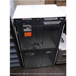 PLEXIGLASS SHELVING UNIT