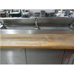 6' Refrigerated Pizza Table