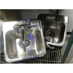 S/S Handwink with Faucets