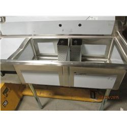 New 2 Pot Sink with Left Hand Run Off