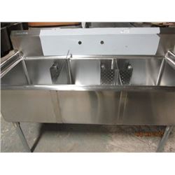 New S/S 3 pot Sink with Left Hand run off