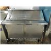 Image 1 : Bev Air 4ft Mega Top Sandwich Table