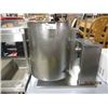 Image 1 : Tilting Kettle