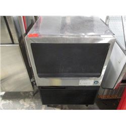 Hoshizaki 150lb Undercounter Ice Machine