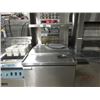 Image 1 : 28" Sandwich Table with Overshelf