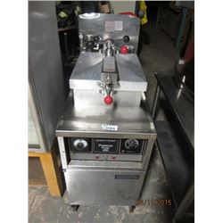 Henny Penny Pressure Fryer Electric