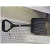 Image 1 : SHOVEL