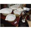 Image 1 : LOT OF PYREX DISHES