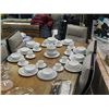 Image 1 : DINNERWARE - ROYAL DOULTON - TING -  10/6PC SETTIN