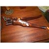 Image 1 : TEAK LADY NUT CRACKER