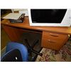 Image 1 : SINGLE PEDISTAL DESK