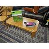 Image 1 : 3 PC OAK COFFEE TABLE SET