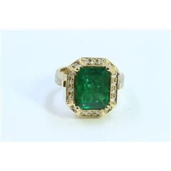 Natural Emerald 4.41ct  Diamond 0.35ct